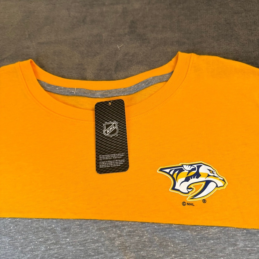 NHL Nashville Predators T Shirt Mens XXL 2XL Gold Gray Colorblock Logo NWT